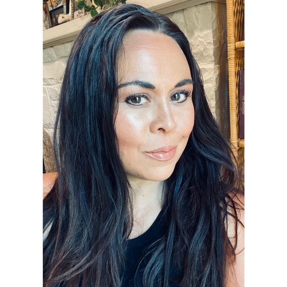 Meet your Posher, Caryn - Picture 1 of 1